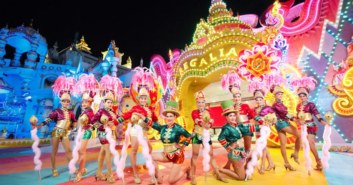 The excellent show at Carnival Magic Phuket